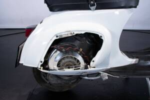 Image 10/50 of Piaggio Vespa 50 Special (1972)