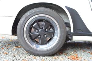 Bild 15/15 von Porsche 911 Carrera 3.2 (1986)