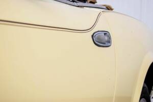 Imagen 47/50 de FIAT Spider 2000 (1980)