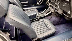 Image 10/18 de Jaguar Type E V12 (1973)