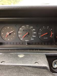 Image 6/6 of Volvo 760 GLE (1986)