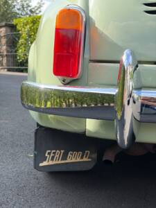 Image 4/24 of SEAT 600 D (1966)