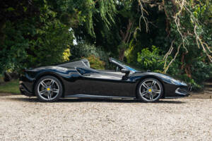 Immagine 6/15 di Ferrari 296 GTS (2024)