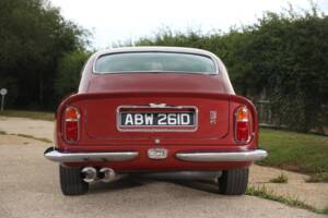 Image 9/23 of Aston Martin DB 6 (1966)