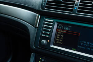 Image 31/56 of BMW M5 (2000)