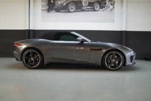 Bild 3/50 von Jaguar F-Type (2019)
