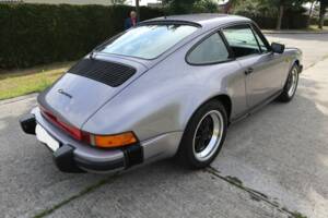 Bild 8/8 von Porsche 911 Carrera 3.2 (1989)