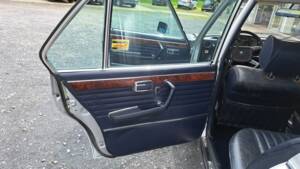 Bild 8/23 von BMW 3,3 Li (1976)