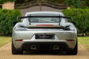 Image 13/100 of Porsche 718 Cayman GT4 RS Weissach (2024)