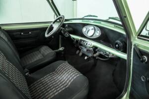 Image 11/50 of Austin Mini 1000 (1983)