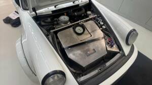 Image 15/20 of Porsche 934 (1976)