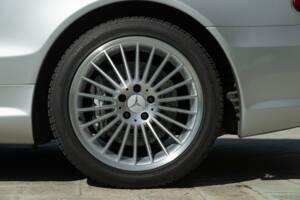 Bild 36/50 von Mercedes-Benz SL 55 AMG (2002)