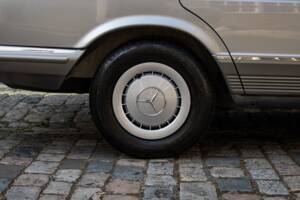 Bild 21/50 von Mercedes-Benz 500 SEL (1984)