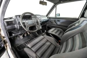 Image 10/50 de Volkswagen Golf Mk II GTi 1.8 (1987)