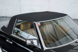 Image 24/50 de Mercedes-Benz 560 SL (1989)