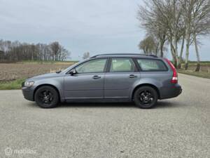 Image 10/33 de Volvo V50 2.4 (2005)