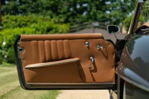 Imagen 45/50 de Mercedes-Benz 190 SL (1962)