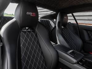 Image 7/59 of Aston Martin DBS (2012)