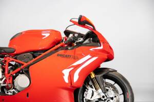 Image 36/50 of Ducati DUMMY (2004)