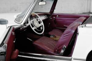 Afbeelding 22/40 van Mercedes-Benz 230 SL (1964)