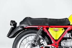 Afbeelding 30/50 van Moto Guzzi DUMMY (1972)