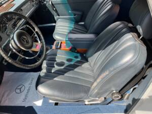 Bild 9/29 von Mercedes-Benz 230 SL (1966)