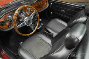 Image 19/19 of Triumph TR 6 (1974)
