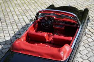 Imagen 35/53 de Mercedes-Benz 280 SE 3,5 (1970)