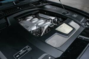 Image 18/50 of Bentley Arnage R (2006)