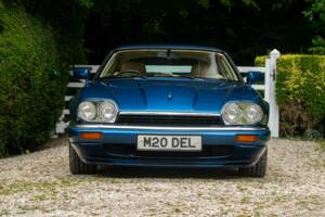 Image 7/50 of Jaguar XJS 4.0 Celebration (1994)
