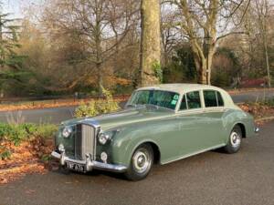 Image 20/50 of Bentley S 2 (1959)