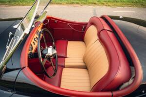 Image 13/20 of Jaguar XK 120 OTS (1950)