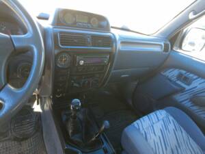 Bild 9/14 von Toyota Land Cruiser 90 3.0 TD (2000)