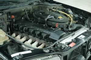 Bild 18/50 von Mercedes-Benz 300 SEL (1991)