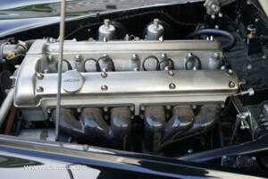Immagine 7/22 di Jaguar XK 120 FHC (1952)