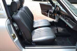 Immagine 24/31 di Porsche 911 2.2 S (1971)