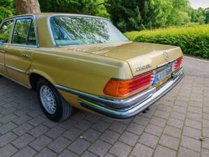 Bild 4/28 von Mercedes-Benz 280 SE (1974)