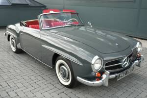 Image 22/50 de Mercedes-Benz 190 SL (1961)