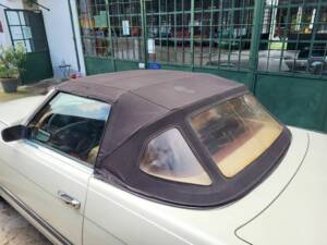 Bild 49/57 von Mercedes-Benz 450 SL (1975)