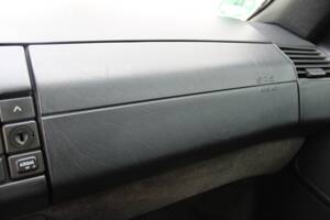 Image 37/50 of Mercedes-Benz SL 320 (2001)