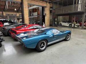 Imagen 2/19 de KVA GT40 (1982)