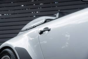 Image 62/68 of Porsche 911 Speedster 3.2 (1989)