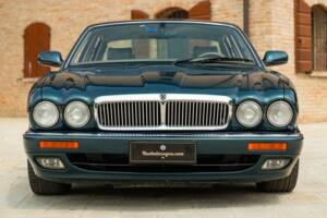 Obraz 3/50 pojazdu Jaguar XJ6 3.2 (1995)