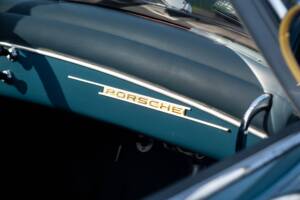 Image 3/33 of Porsche 356 B 1600 Roadster (1961)