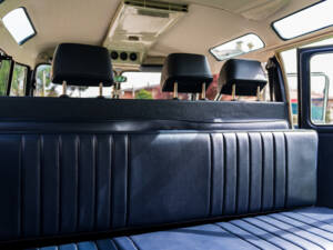 Image 68/80 of Volkswagen T1 Samba (1966)