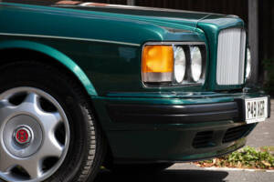Image 22/50 of Bentley Turbo R lang (1996)
