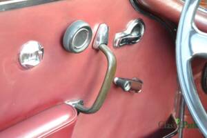 Image 27/50 of Mercedes-Benz 250 SE (1966)