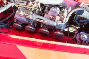 Image 45/60 of Alfa Romeo Giulia 1600 Spider (1963)
