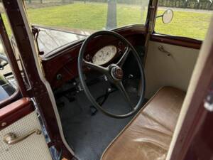 Image 2/8 of Citroën C4 (1930)