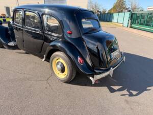 Bild 16/28 von Citroën Traction Avant 11 B (1955)